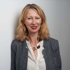 Dr Catherine Howe